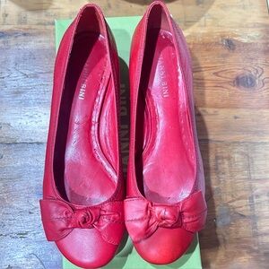 Giani Bernini Red Bow Flats